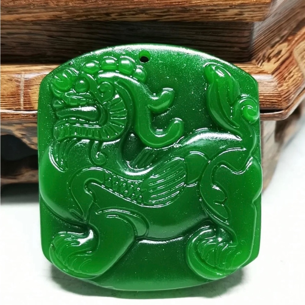 Excellent Chinese Natural A Spinach Green Jade Hand Carved Lion Pendant Zm3